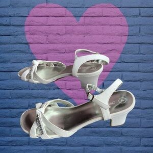 Cherokee White Dress Sandals Girls 4